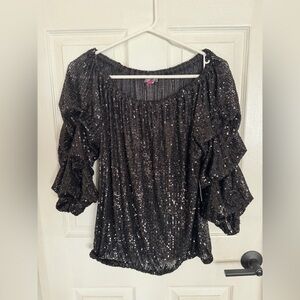 Vince Camuto Women's Off-the-Shoulder Sequined Blouse Black Ruched Sleeves Sz M